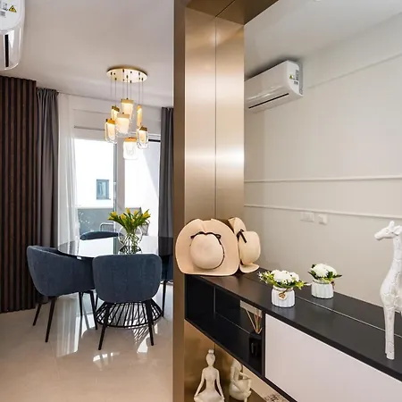 Luxury Apartamento *