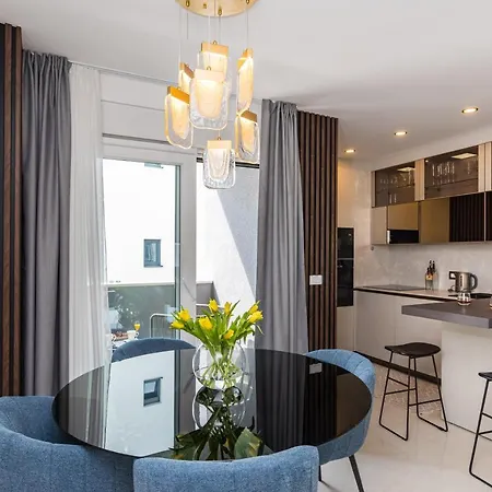 Luxury Apartamento Zadar