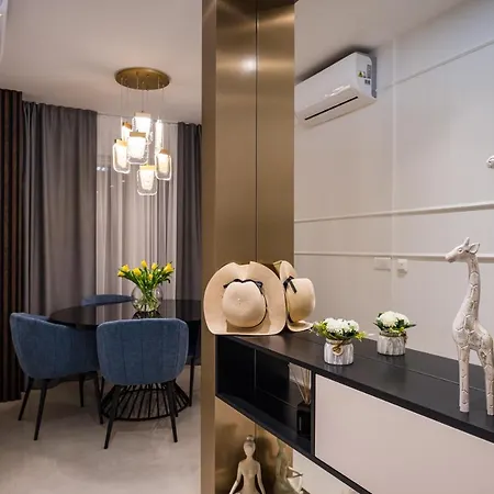 Luxury Apartamento *